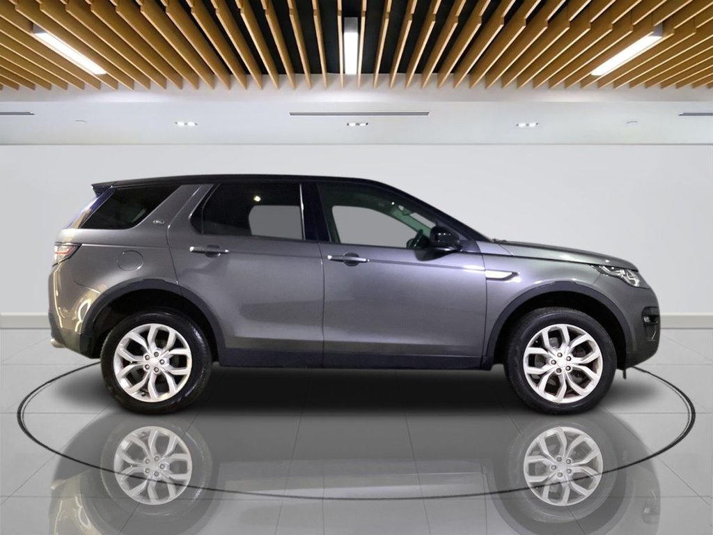 Used Land Rover Discovery Sport 2017 for sale - 76274067: Photo 9
