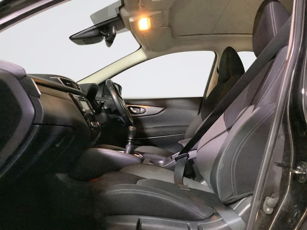 Used Nissan Qashqai 2018 for sale - 76147510: Photo 12