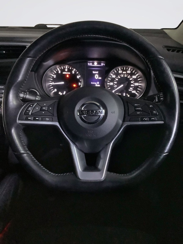 Used Nissan Qashqai 2018 for sale - 76147510: Photo 16