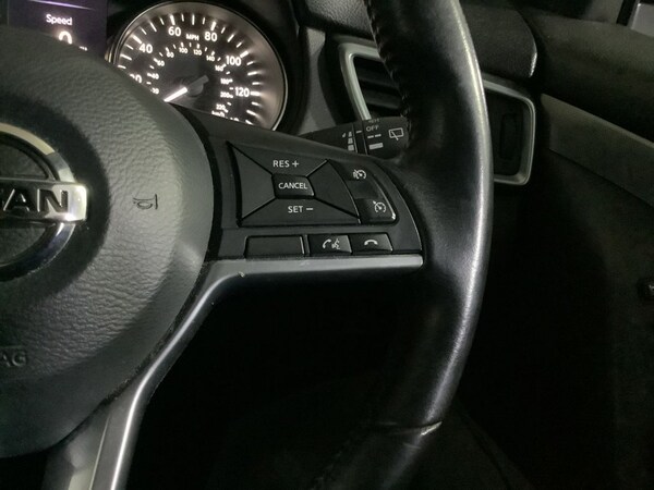 Used Nissan Qashqai 2018 for sale - 76147510: Photo 19