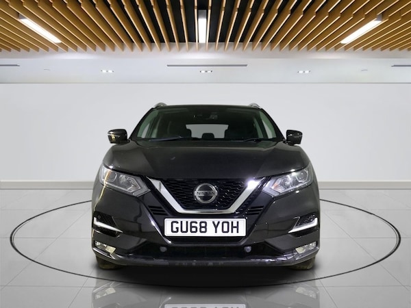 Used Nissan Qashqai 2018 for sale - 76147510: Photo 2