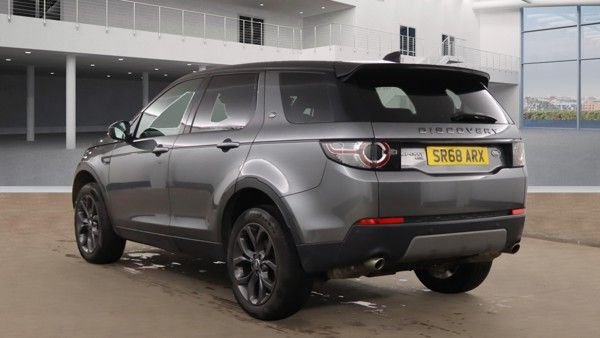 Used Land Rover Discovery Sport 2019 for sale - 76867768: Photo 4