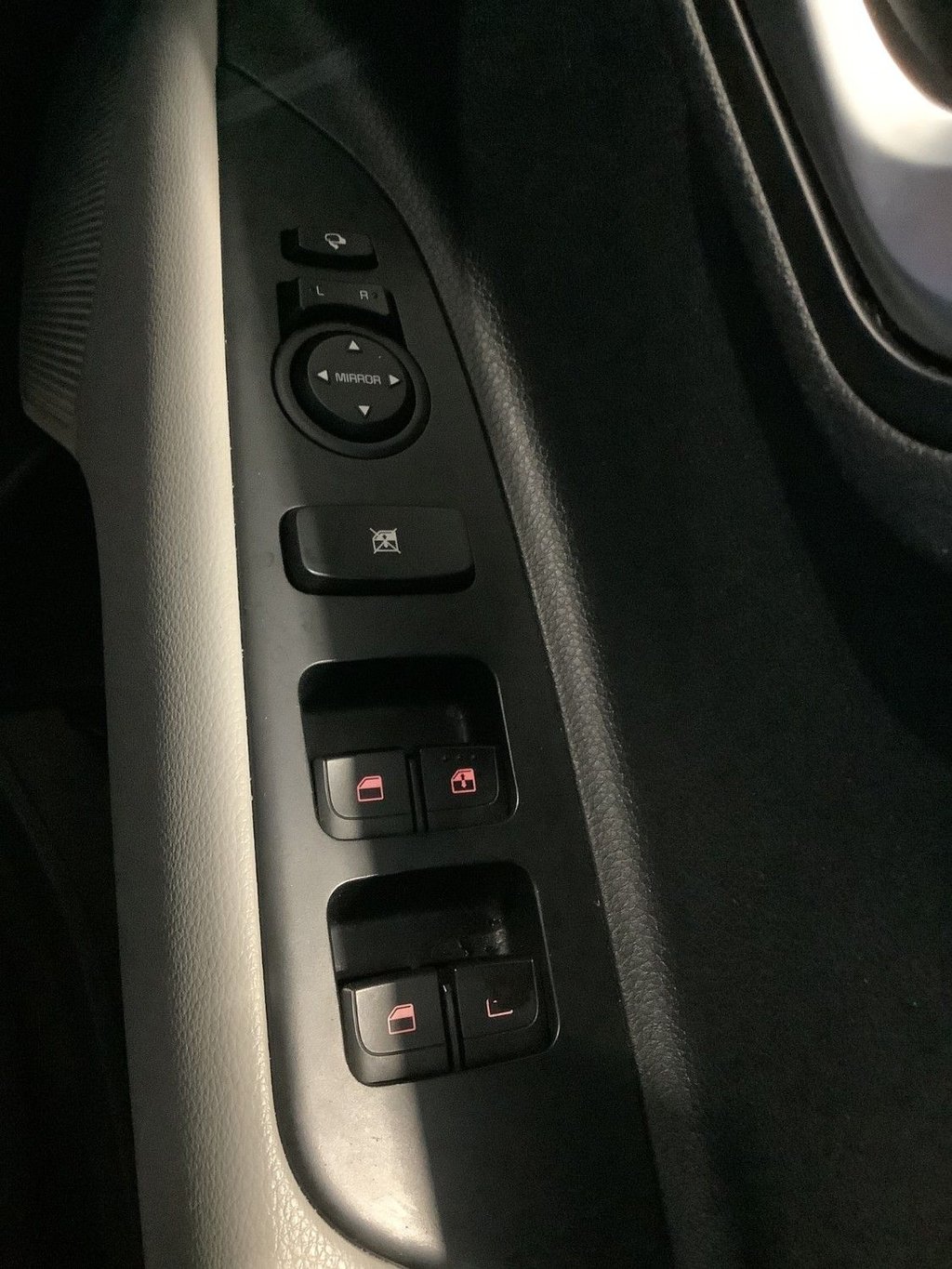 Used Kia Stonic 2020 for sale - 76751090: Photo 24