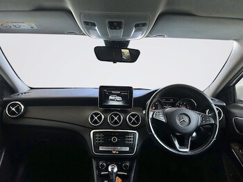 Used Mercedes-Benz GLA 2018 for sale - 78457977: Photo