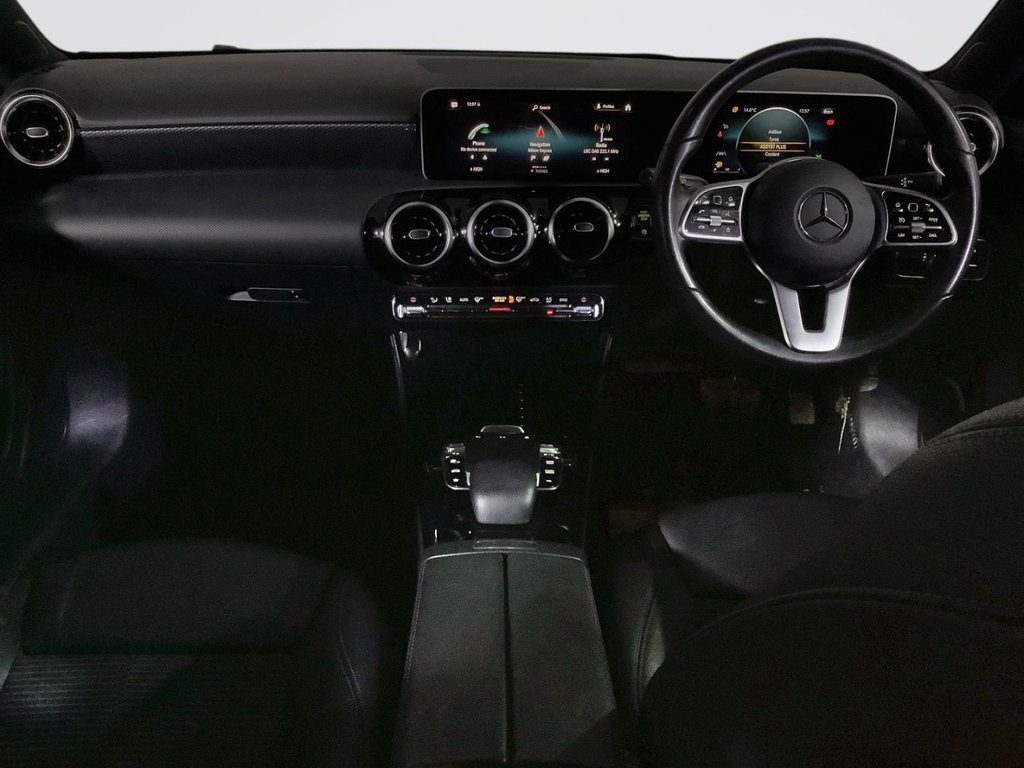 Used Mercedes-Benz A-Class 2018 for sale - 76535636: Photo 3