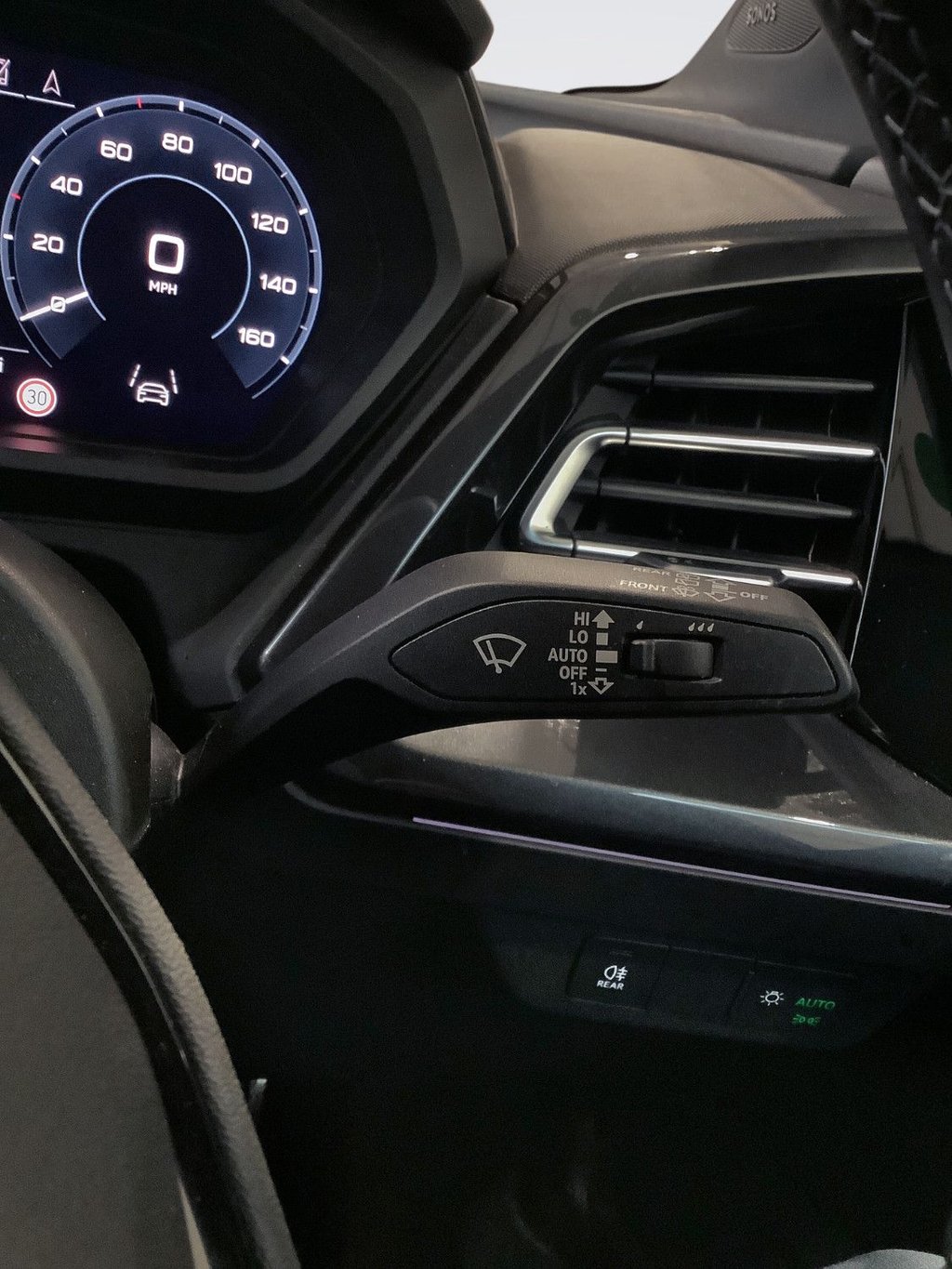 Used Audi Q4 e-tron 2023 for sale - 78008901: Photo 21