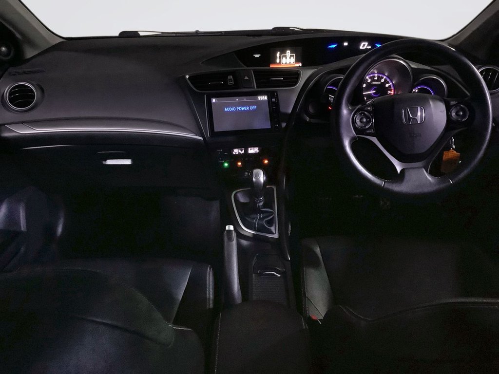 Used Honda Civic 2017 for sale - 76724352: Photo 3