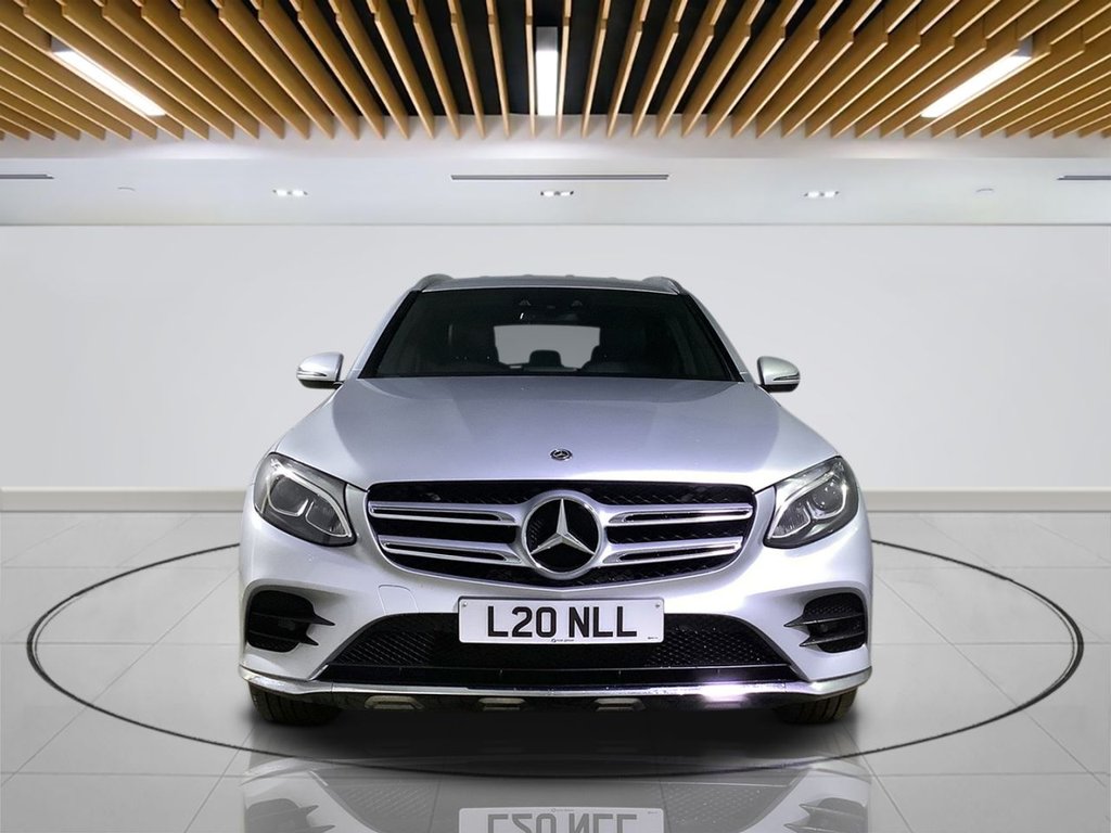 Used Mercedes-Benz GLC 2018 for sale - 76434423: Photo 2