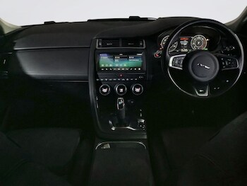 Used Jaguar E-Pace 2019 for sale - 76474564: Photo