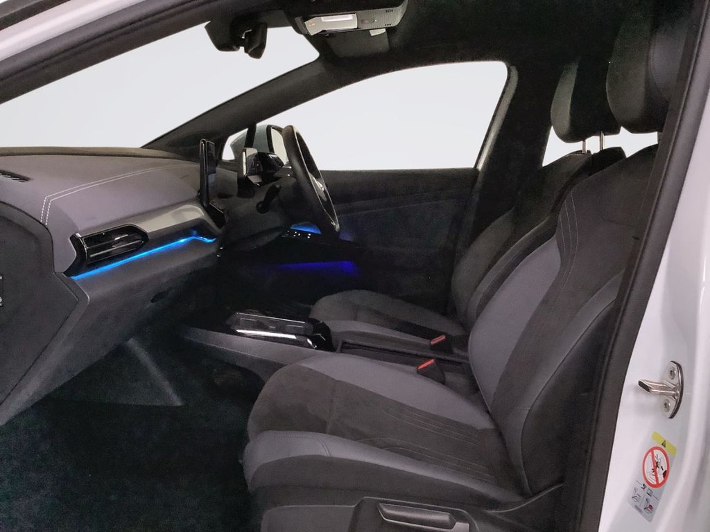 Used Volkswagen ID.4 2023 for sale - 77849684: Photo 10