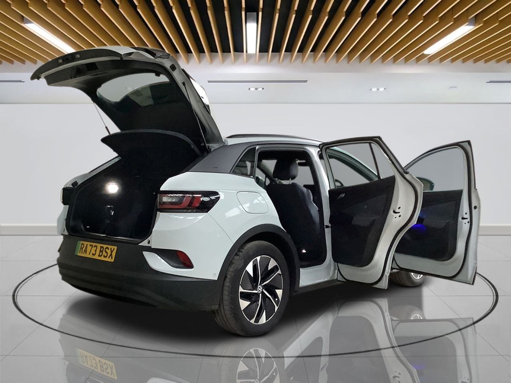 Used Volkswagen ID.4 2023 for sale - 77849684: Photo 8