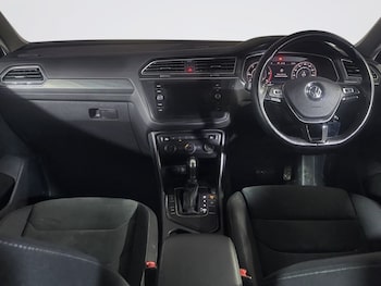 Used Volkswagen Tiguan 2018 for sale - 75602478: Photo