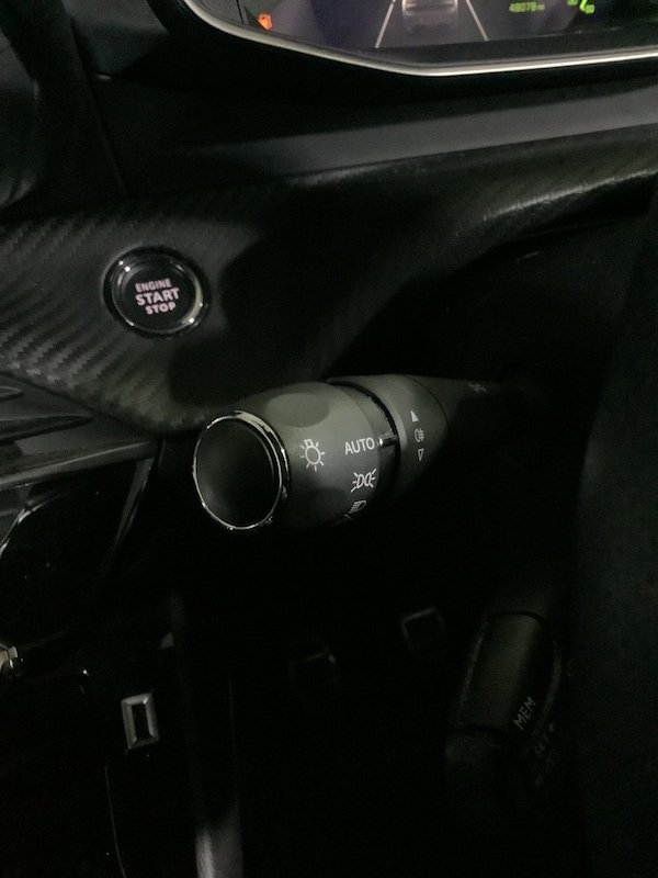 Used Peugeot 208 2023 for sale - 76098229: Photo 20