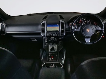 Used Porsche Cayenne 2014 for sale - 78487660: Photo
