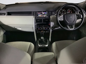 Used Land Rover Discovery Sport 2018 for sale - 77059577: Photo