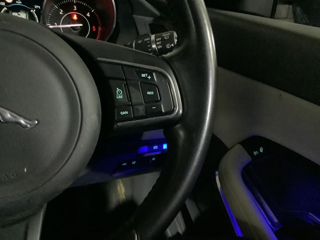 Used Jaguar E-Pace 2018 for sale - 76855081: Photo 19