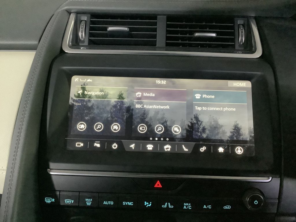 Used Jaguar E-Pace 2018 for sale - 76855081: Photo 23