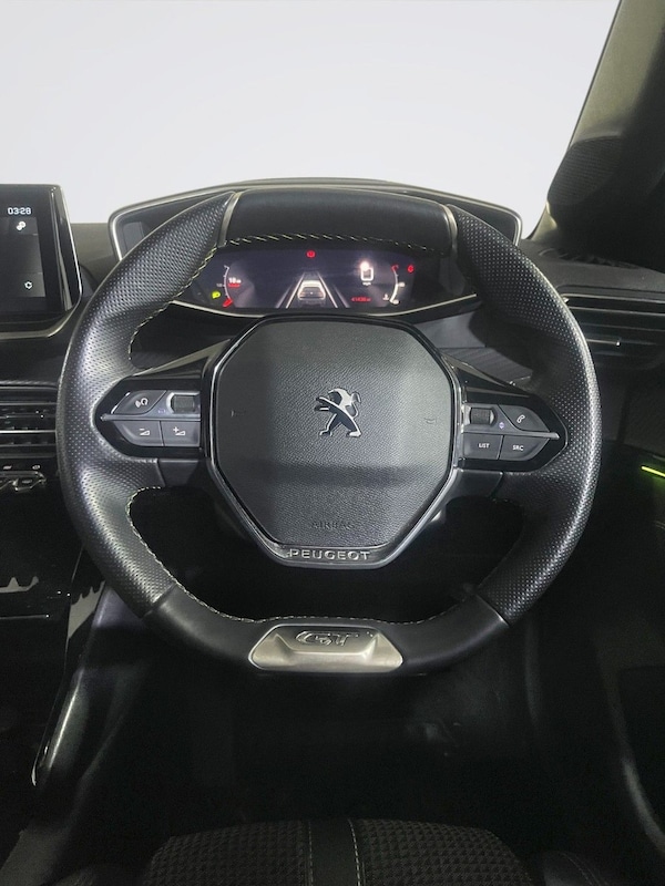 Used Peugeot 208 2023 for sale - 75671645: Photo 11