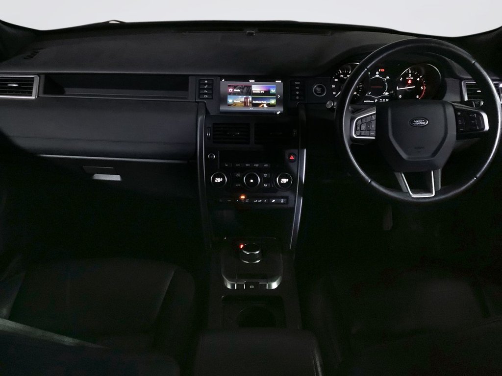 Used Land Rover Discovery Sport 2019 for sale - 76474571: Photo 3