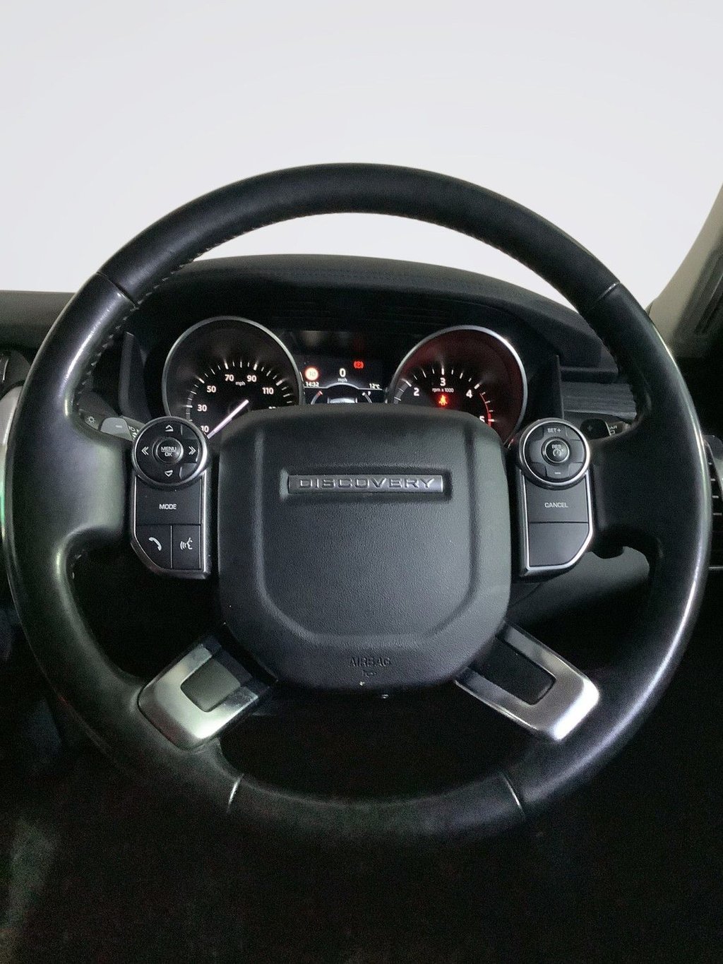 Used Land Rover Discovery 2018 for sale - 76439362: Photo 19