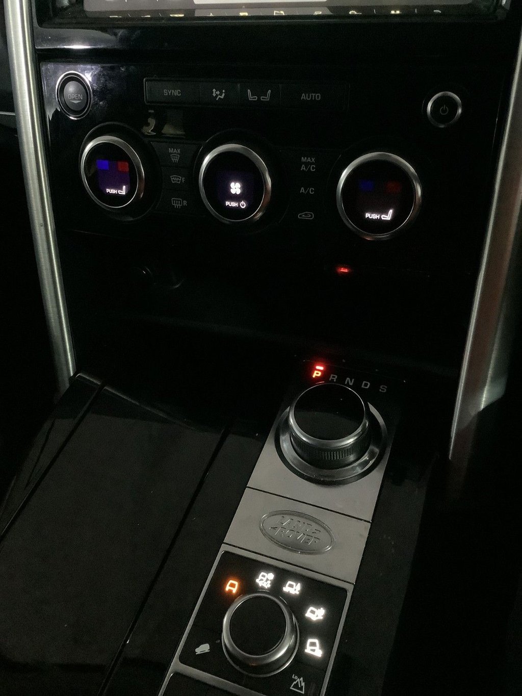 Used Land Rover Discovery 2018 for sale - 76439362: Photo 28