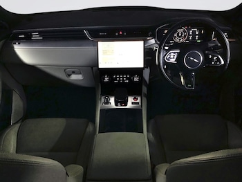 Used Jaguar F-Pace 2021 for sale - 75270276: Photo