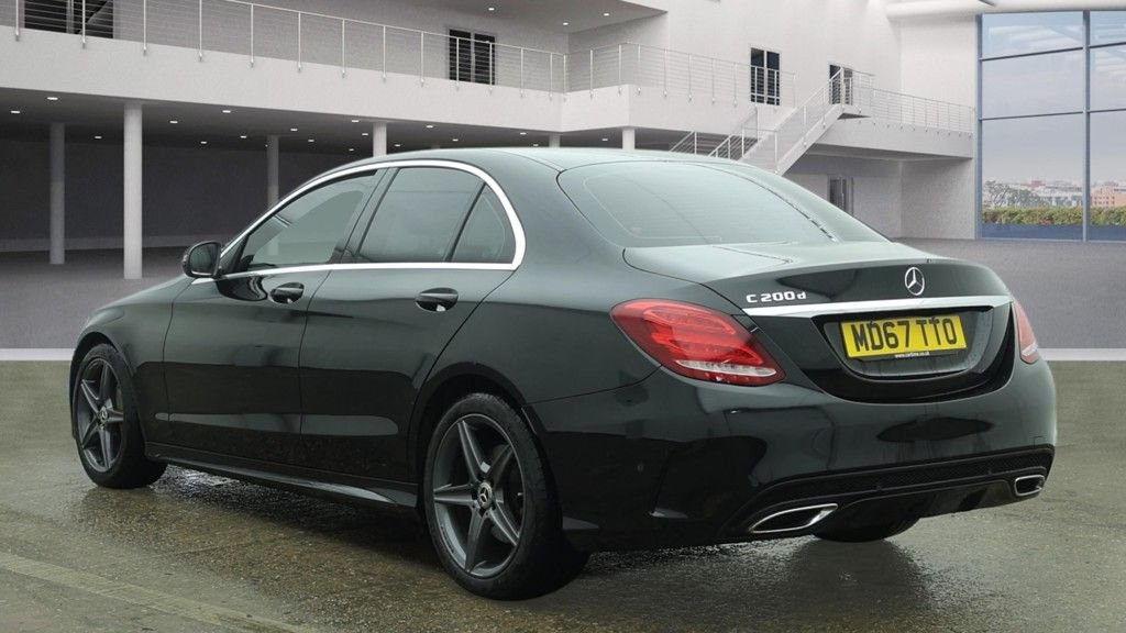 Used Mercedes-Benz C Class 2018 for sale - 77990880: Photo 9