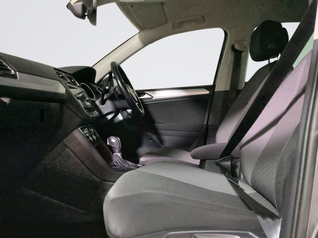 Used Volkswagen Tiguan 2019 for sale - 76236132: Photo 12