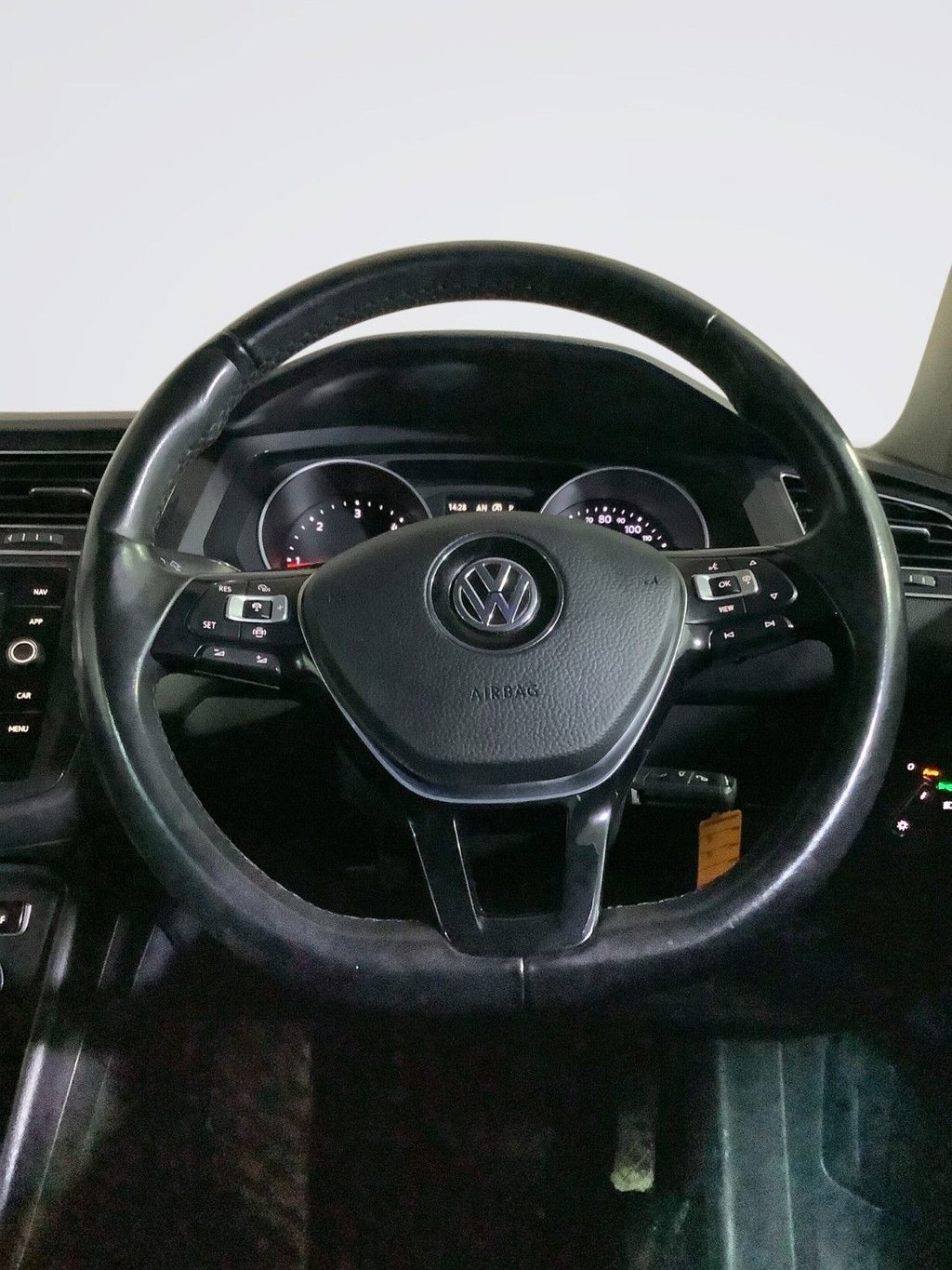 Used Volkswagen Tiguan 2019 for sale - 76236132: Photo 16