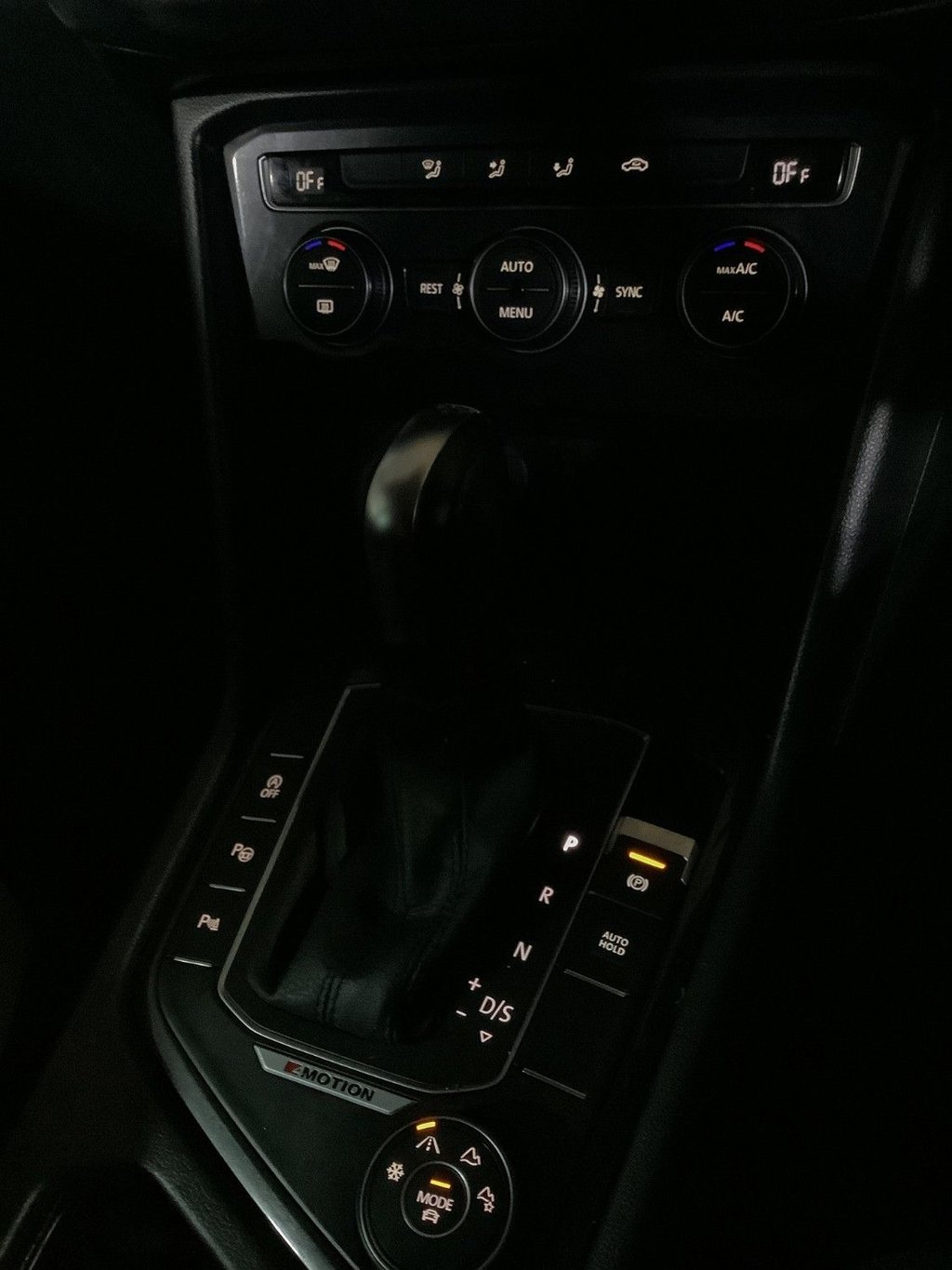 Used Volkswagen Tiguan 2019 for sale - 76236132: Photo 24