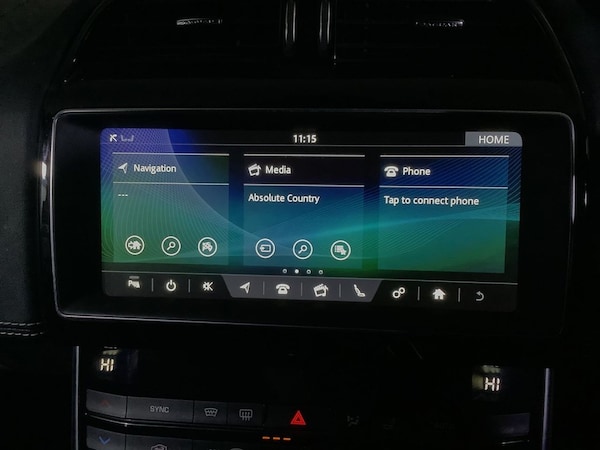 Used Jaguar XE 2019 for sale - 76297204: Photo 23