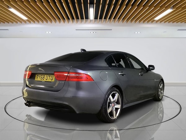 Used Jaguar XE 2019 for sale - 76297204: Photo 8