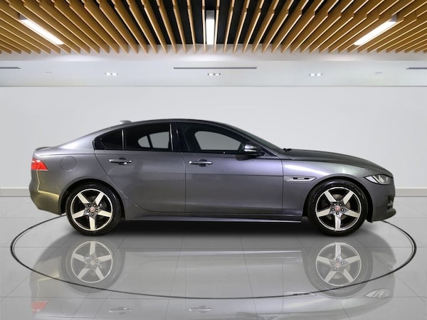 Used Jaguar XE 2019 for sale - 76297204: Photo 9