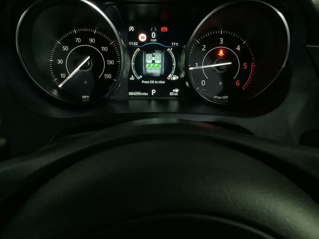 Used Jaguar E-Pace 2018 for sale - 76792037: Photo 18