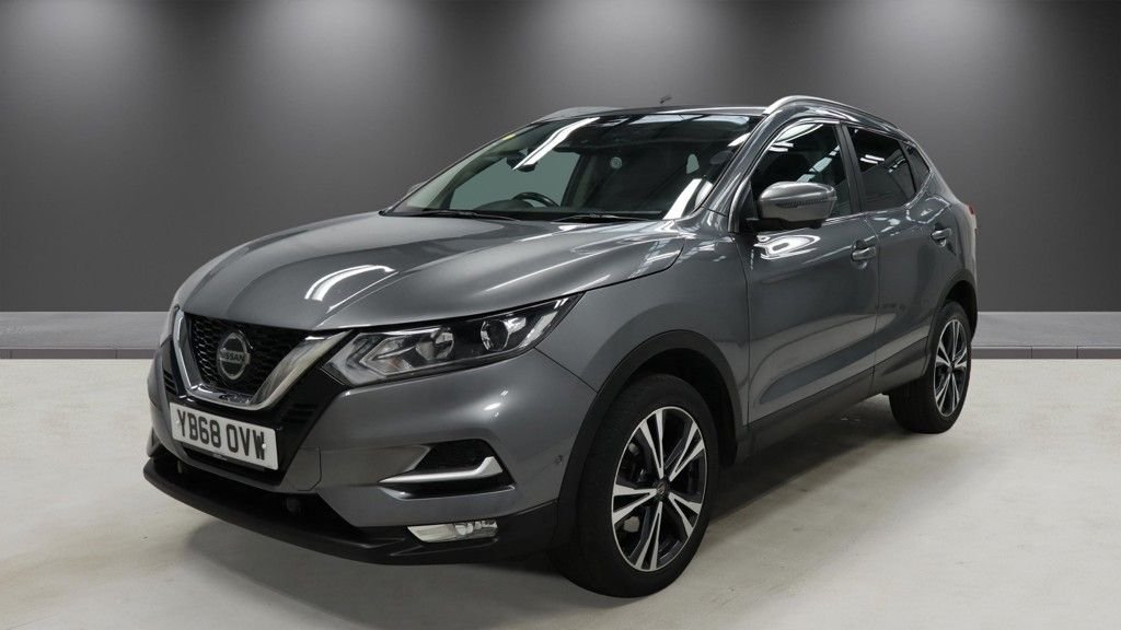 Used Nissan Qashqai 2018 for sale - 78068459: Photo 2