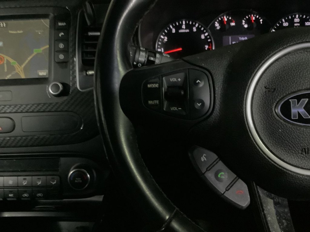 Used Kia Carens 2018 for sale - 78044203: Photo 12