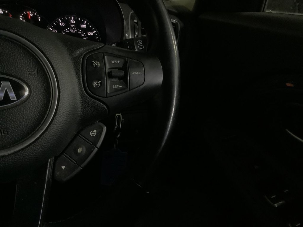 Used Kia Carens 2018 for sale - 78044203: Photo 14