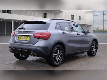 Used Mercedes-Benz GLA 2019 for sale - 76469929: Photo