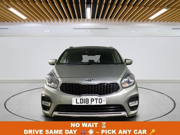 Used Kia Carens 2018 for sale - 75798860: Photo 1