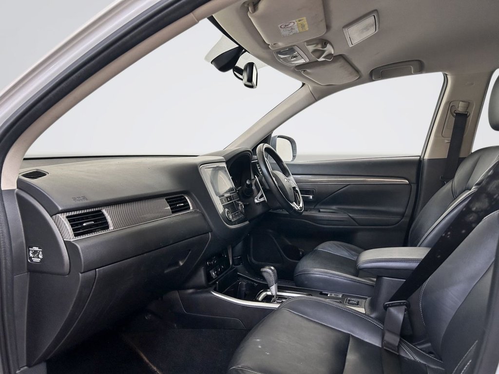 Used Mitsubishi Outlander 2018 for sale - 78180979: Photo 12
