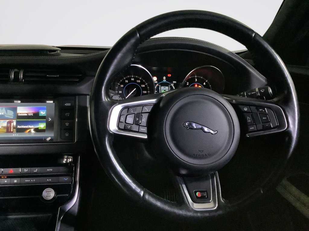 Used Jaguar XF 2015 for sale - 76361648: Photo 15