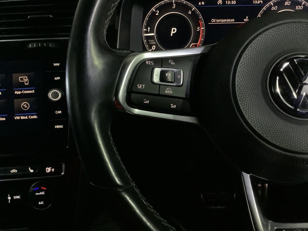 Used Volkswagen Golf 2017 for sale - 76509646: Photo 17