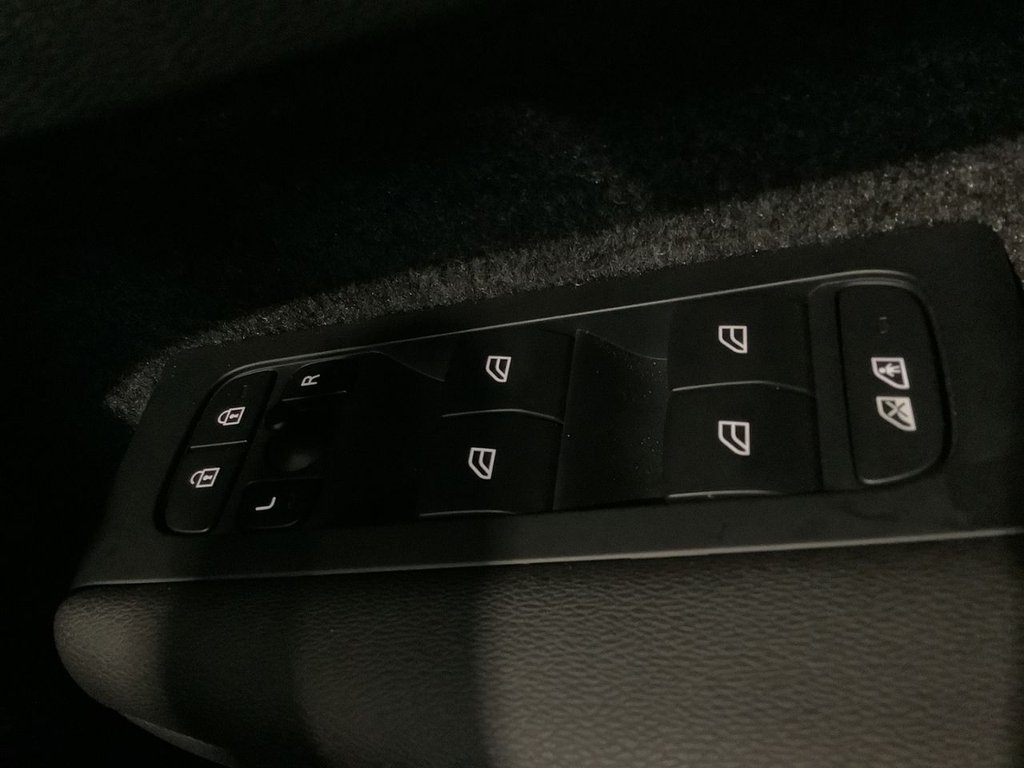 Used Volvo C40 2022 for sale - 78167086: Photo 25