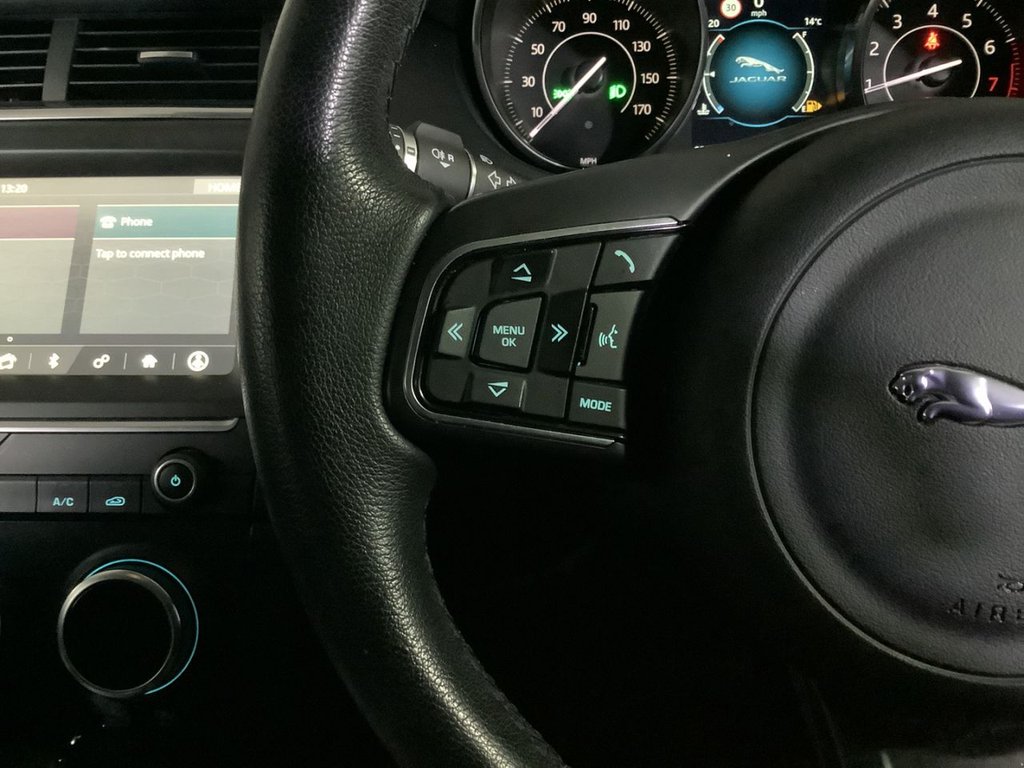 Used Jaguar E-Pace 2019 for sale - 76118605: Photo 17