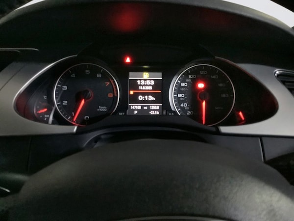 Used Audi A4 2010 for sale - 76092589: Photo 18