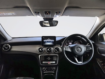 Used Mercedes-Benz GLA 2019 for sale - 78493439: Photo