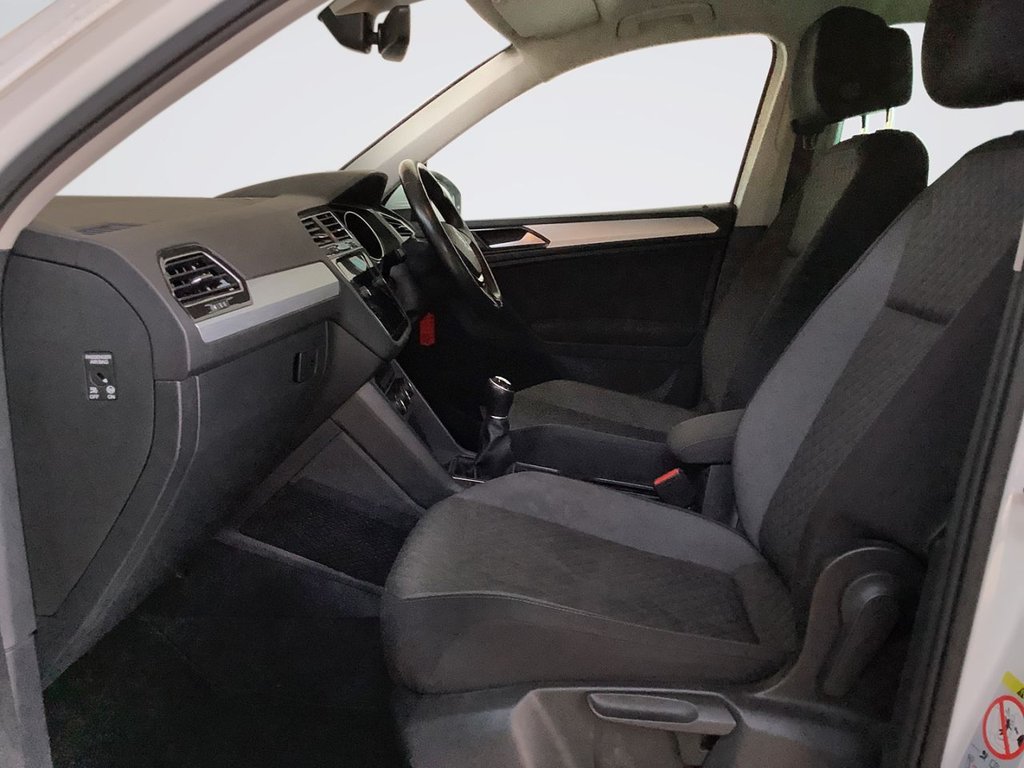 Used Volkswagen Tiguan 2018 for sale - 77952798: Photo 10
