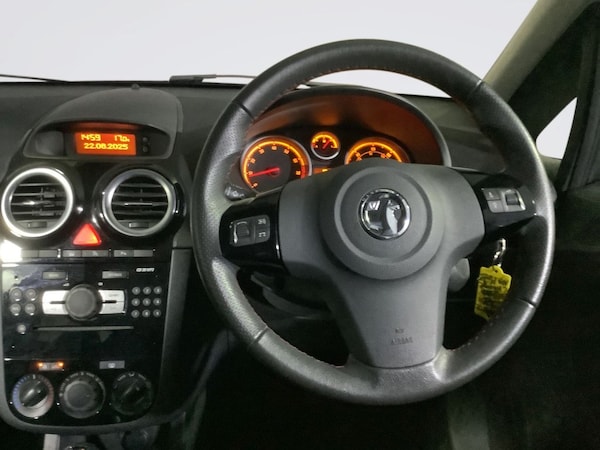 Used Vauxhall Corsa 2011 for sale - 76124175: Photo 15