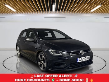 Volkswagen - Golf