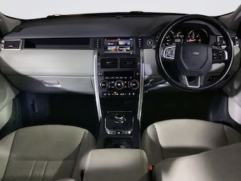 Used Land Rover Discovery Sport 2018 for sale - 77806374: Photo